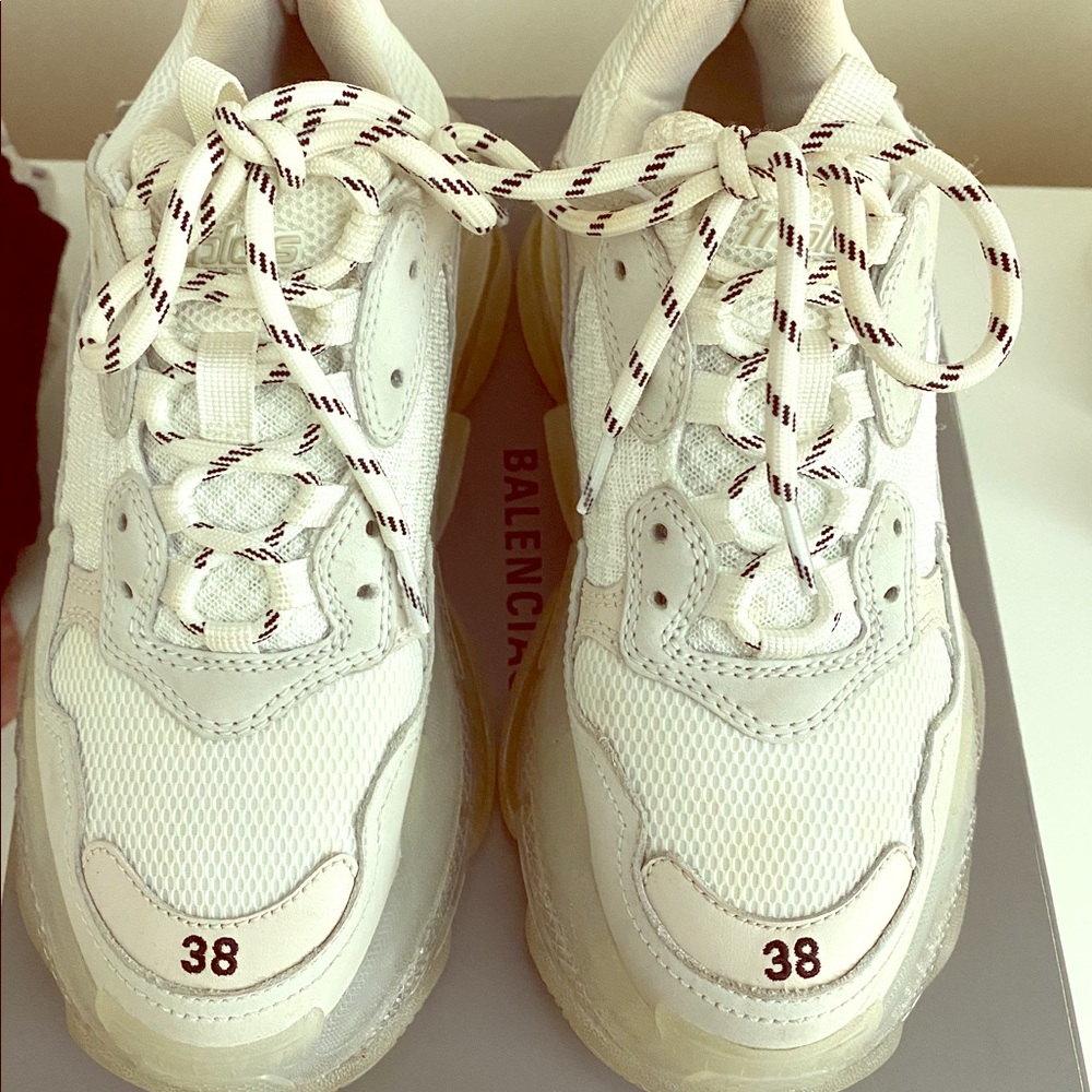 Women’s balenciag triple s sneaker